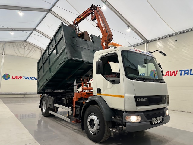 DAF LF55 220 4×2 Steel Tipper Grab Manual