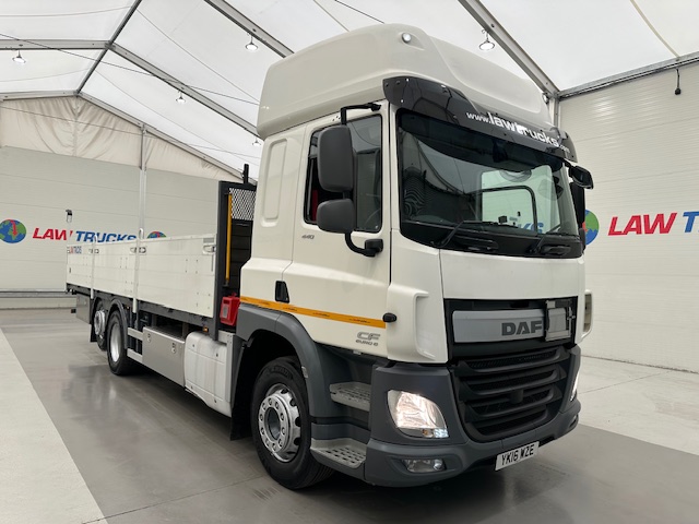 DAF CF 440 6×2 Sleeper Cab Dropside Drawbar Spec
