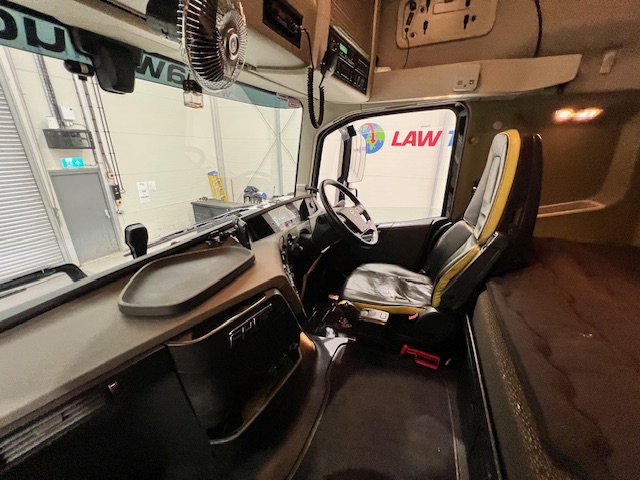 Volvo FH16 750 6×2 Midlift Tractor Unit