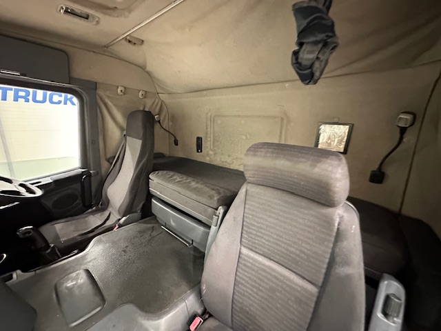 Scania P420 8×4 Sleeper Cab Vacuum Tanker