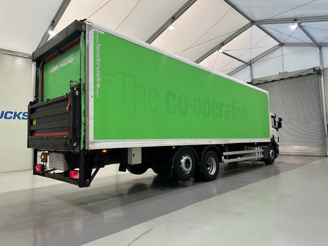 Scania P280 6×2 Rear Lift Day Cab Fridge Box Manual