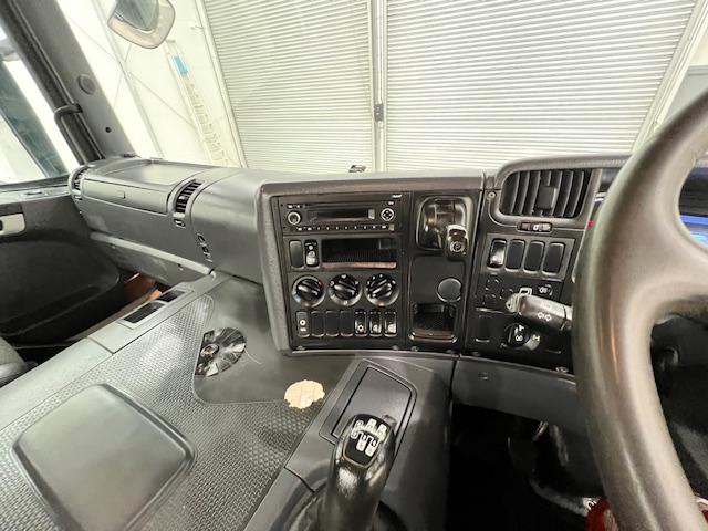 Scania P400 8×4 Day Cab Chassis