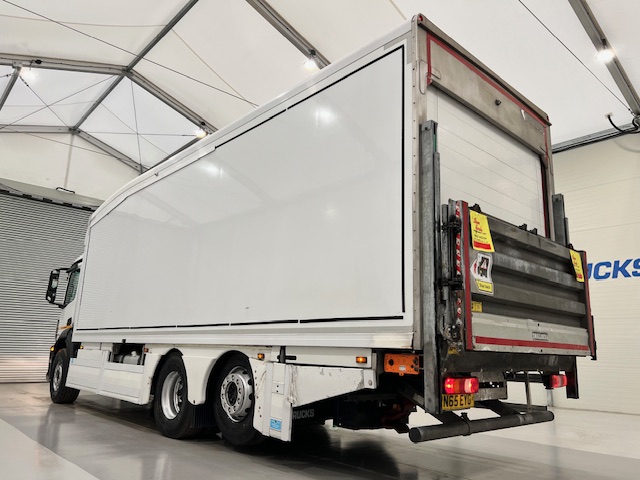 Mercedes Antos 2540 6×2 Rear Lift Day Cab Fridge Box