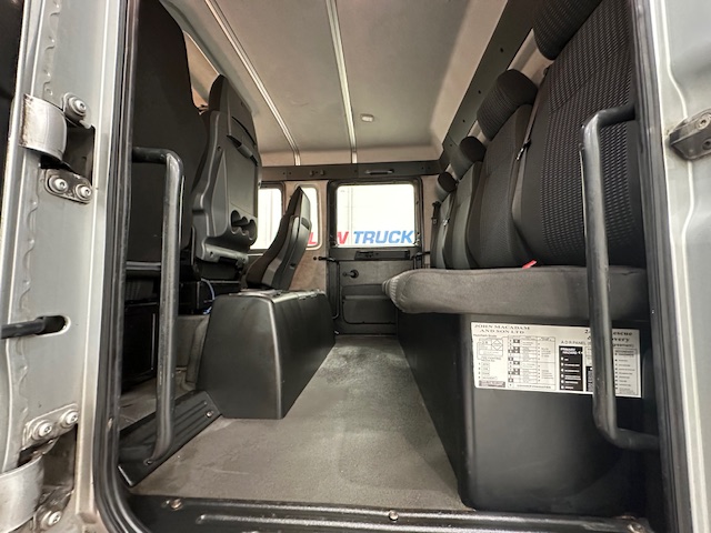 MAN TGL 12.220 Crew Cab Tilt and Slide