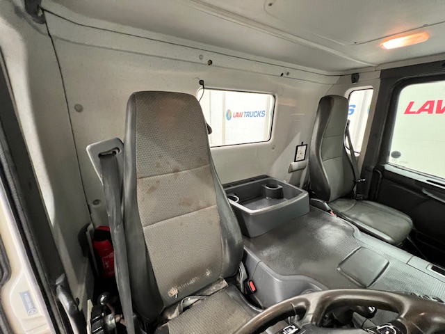 Scania P400 8×4 Day Cab Chassis