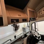 Volvo FH16 750 6×2 Midlift Tractor Unit - thumbnail