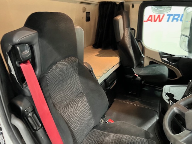 Mercedes Actros 2545 6×2 Midlift Tractor Unit