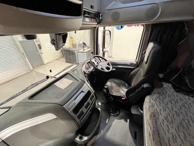 DAF XF 510 6×2 Midlift Tractor Unit Manual