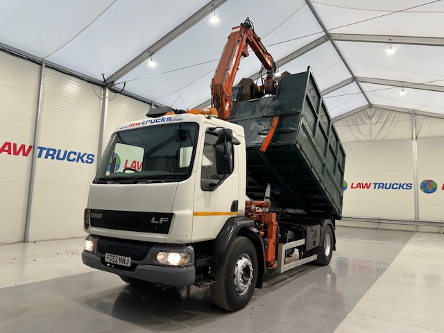DAF LF55 220 4×2 Steel Tipper Grab Manual