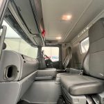 Scania G410 8×4 Rest Cab Hookloader Drawbar - thumbnail