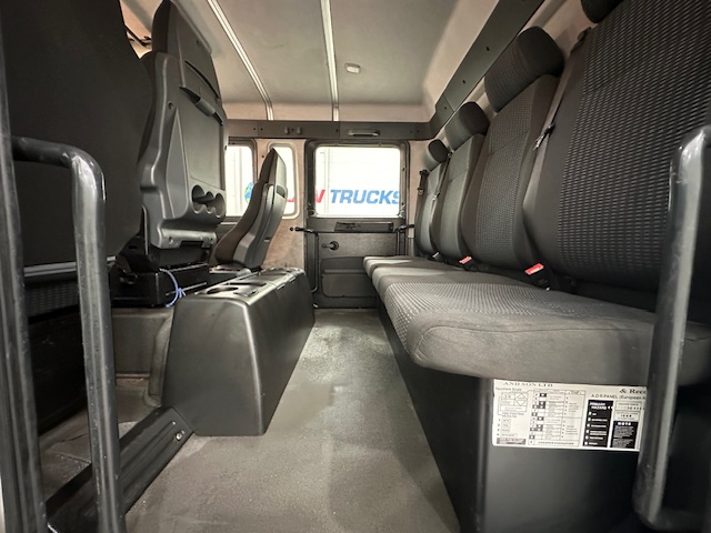 MAN TGL 12.220 Crew Cab Tilt and Slide