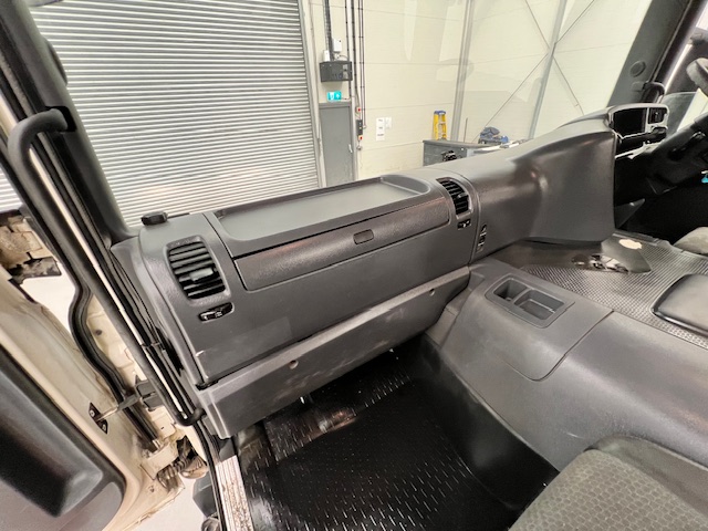 Scania P400 8×4 Day Cab Chassis
