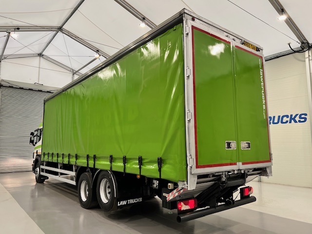 Scania P280 6×2 10 Tyre Rear Lift Curtainsider