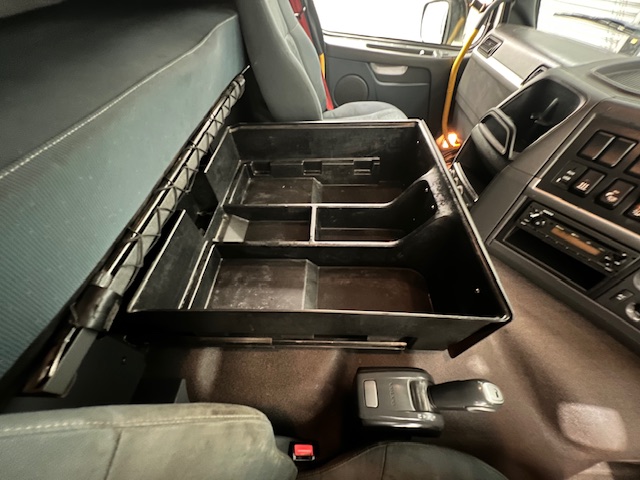 Volvo FM 450 Dropside Brick Grab Drawbar