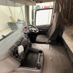 DAF CF 370 6×2 Sleeper Cab Fridge Box - thumbnail