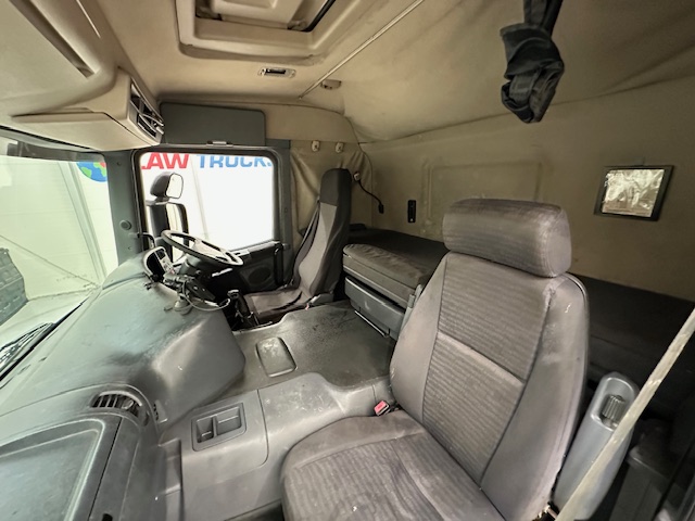 Scania P420 8×4 Sleeper Cab Vacuum Tanker