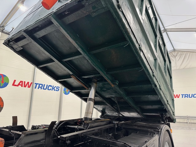 DAF LF55 220 4×2 Steel Tipper Grab Manual