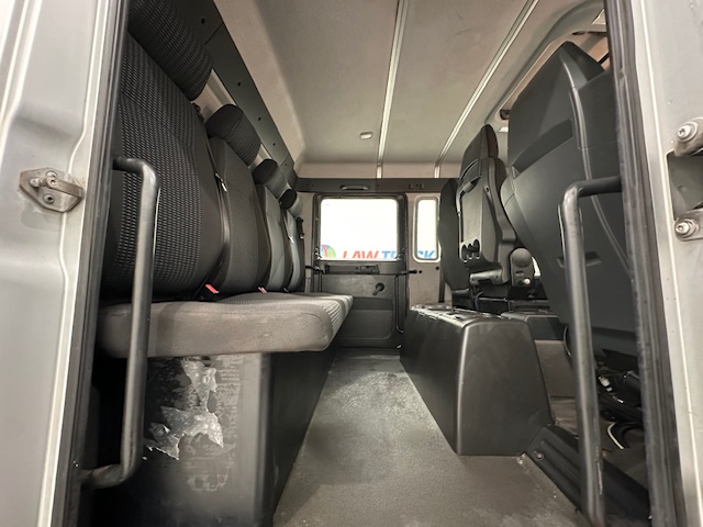 MAN TGL 12.220 Crew Cab Tilt and Slide