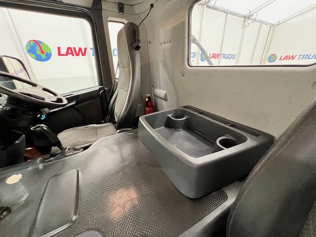 Scania P400 8×4 Day Cab Chassis