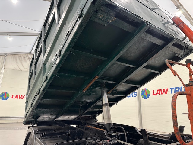 DAF LF55 220 4×2 Steel Tipper Grab Manual