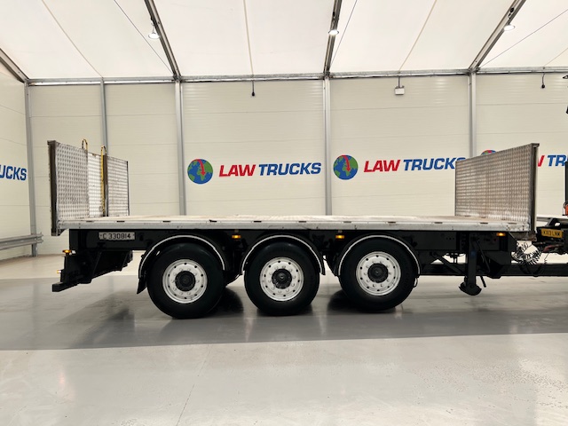 Volvo FM 450 Dropside Brick Grab Drawbar