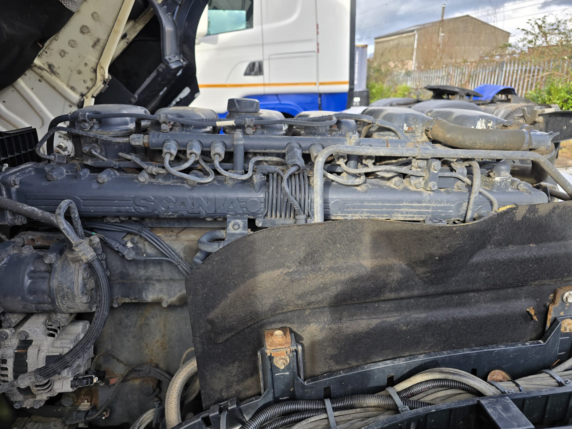 Scania R450 6×2 Midlift Tractor Unit
