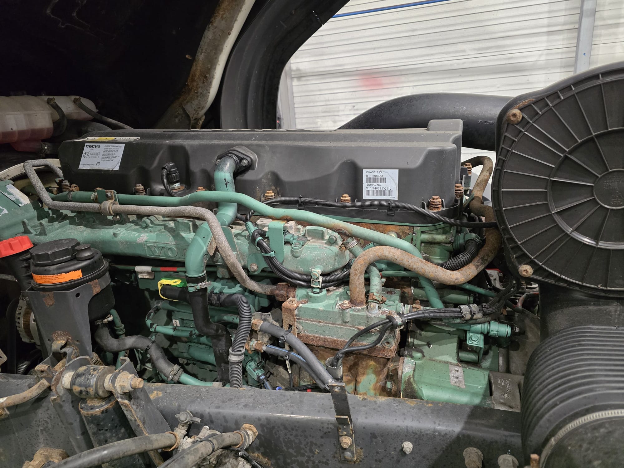 Volvo FM 450 6×2 Midlift Tractor Unit