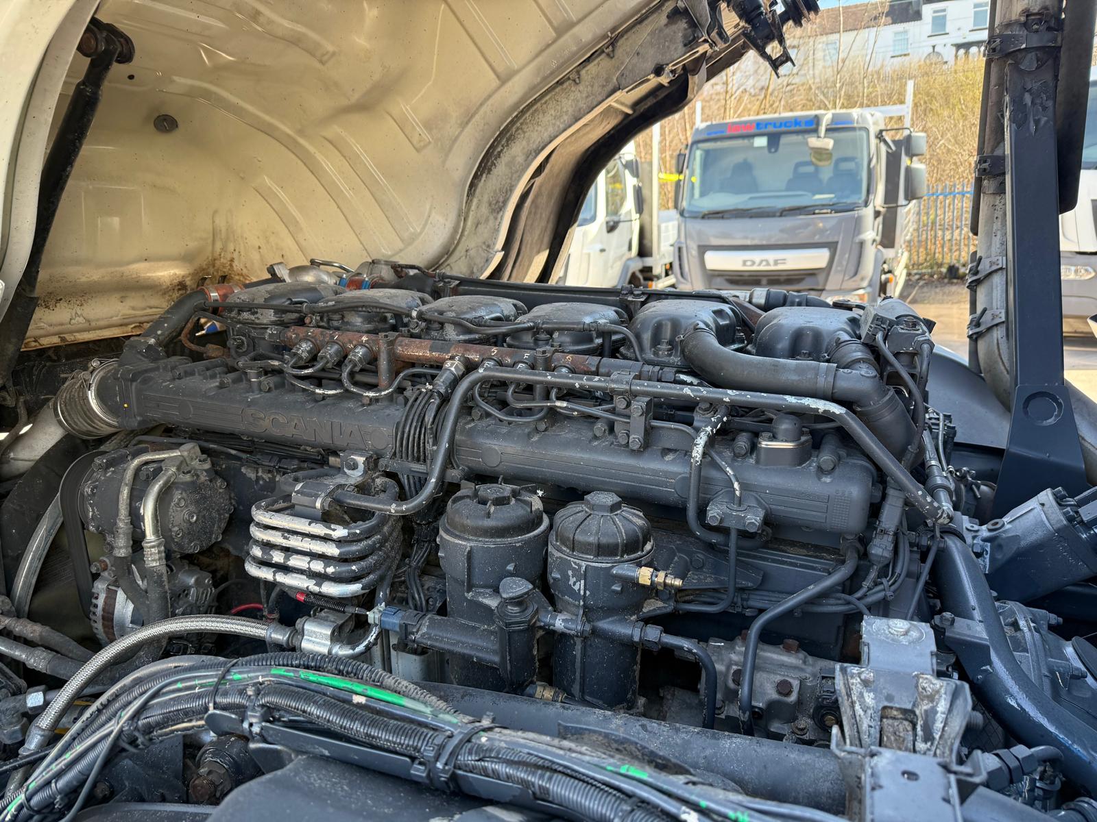Scania P400 8×4 Day Cab Bulk Tipper Manual