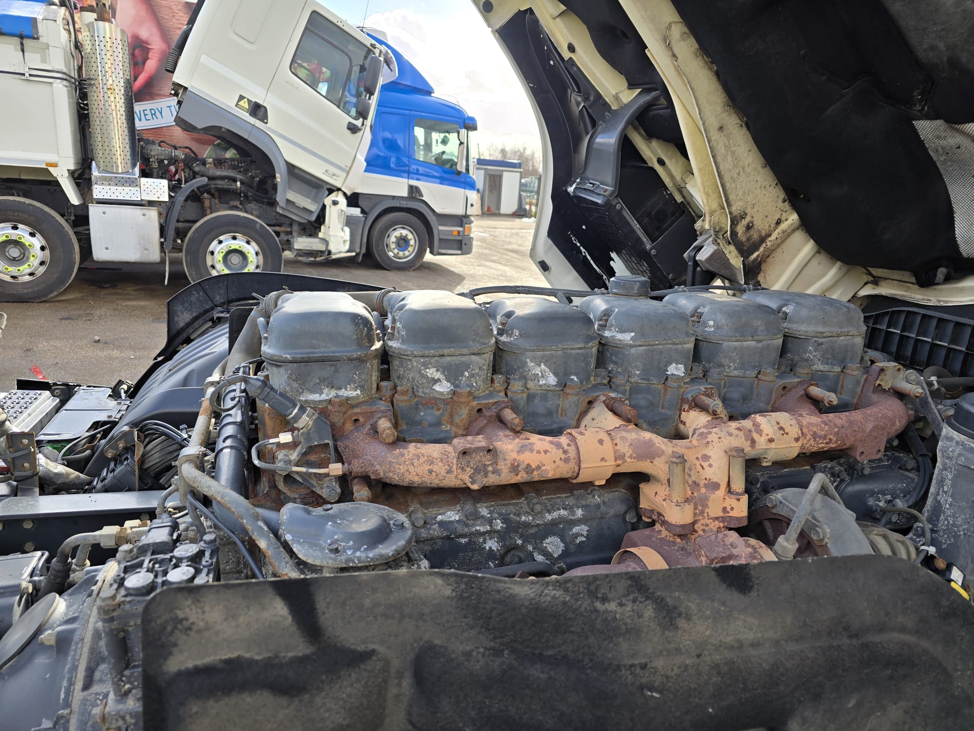 Scania R450 6×2 Midlift Tractor Unit
