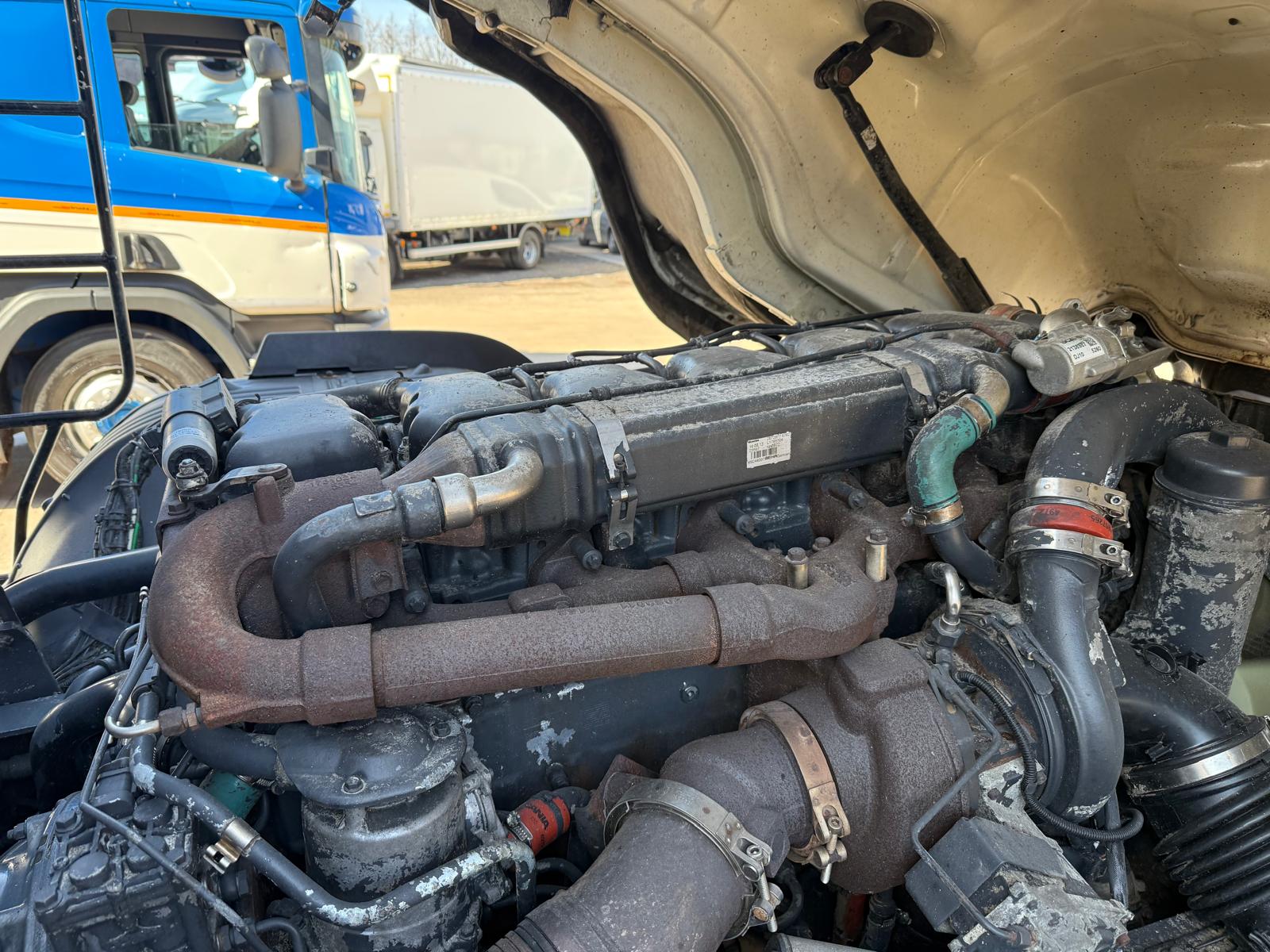 Scania P400 8×4 Day Cab Bulk Tipper Manual