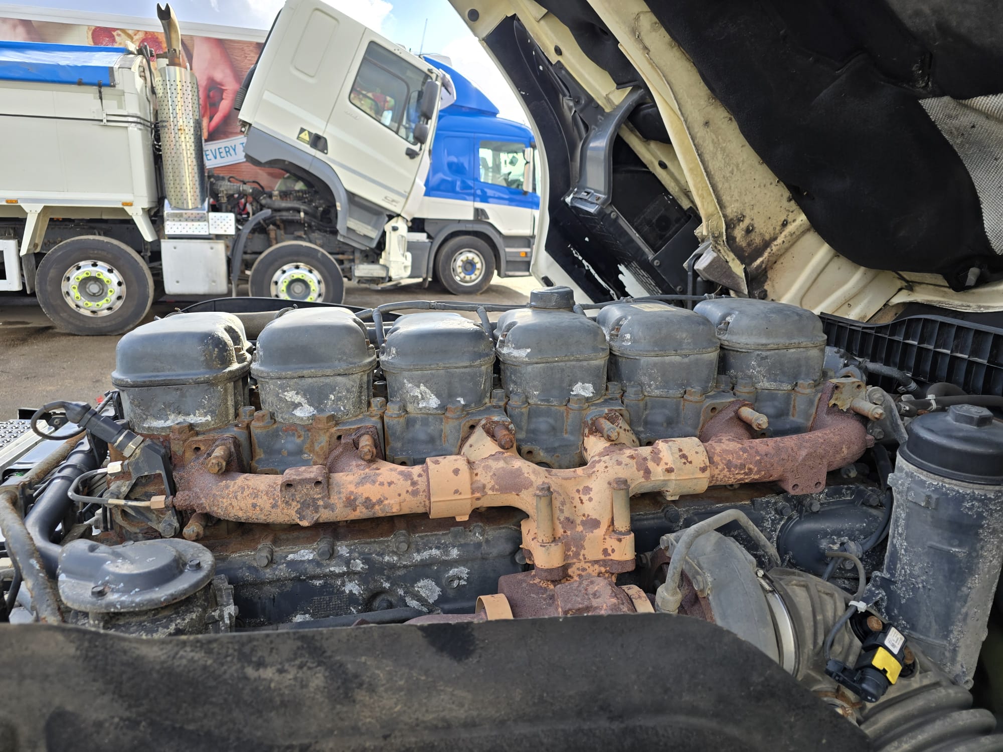 Scania R450 6×2 Midlift Tractor Unit