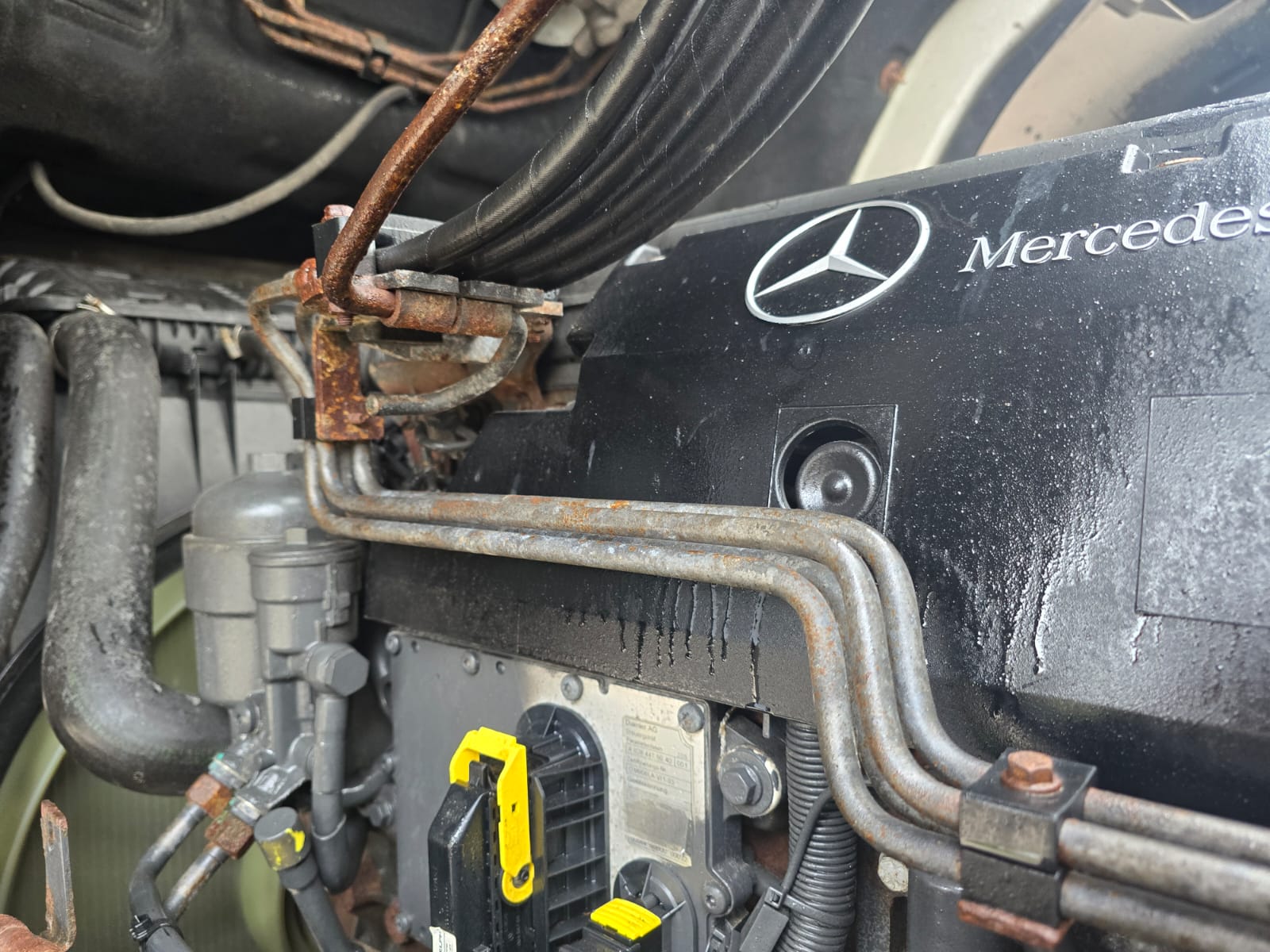 Mercedes Axor 1824 Day Cab Box Van