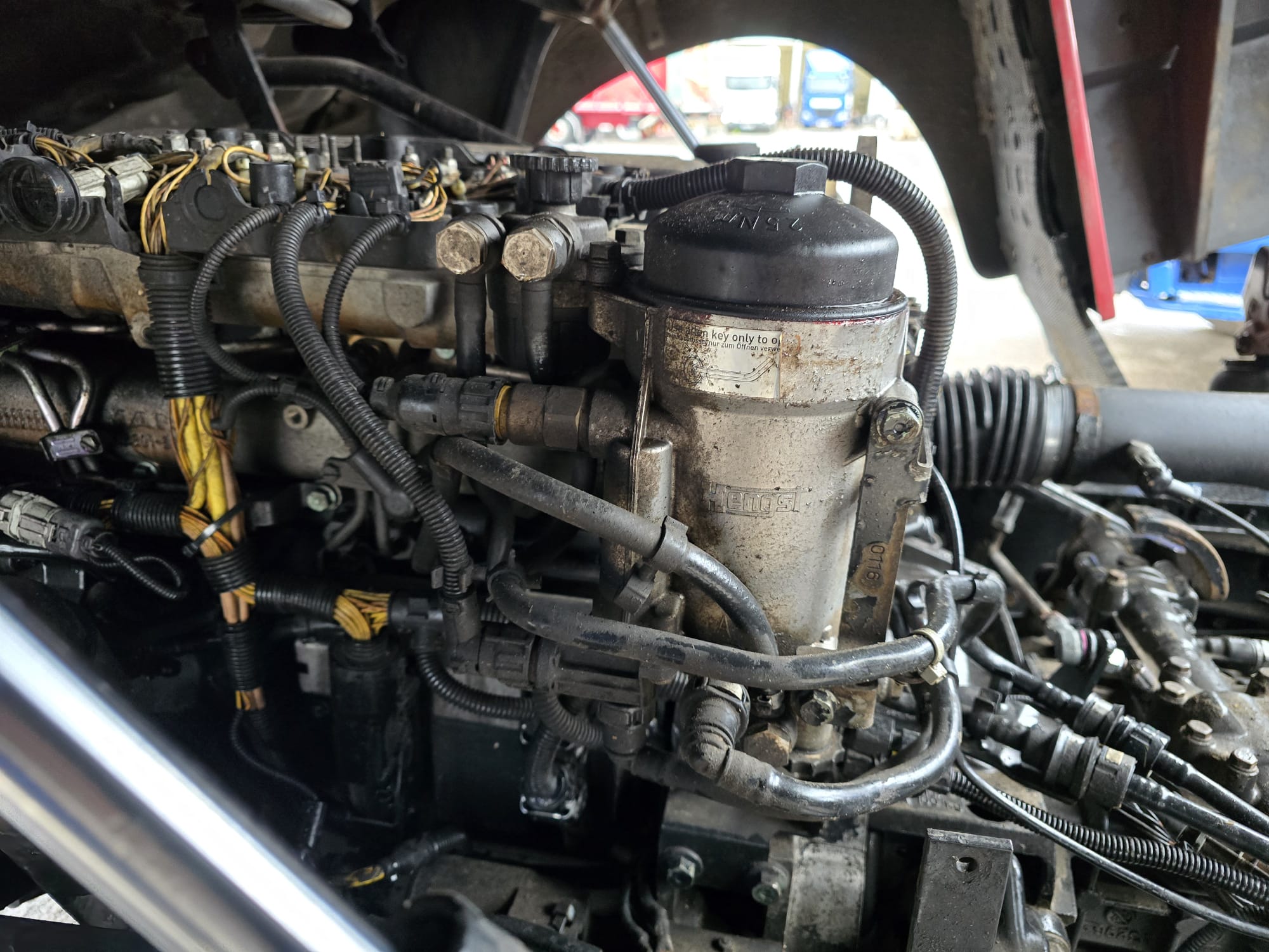 MAN TGL 12.220 Crew Cab Tilt and Slide