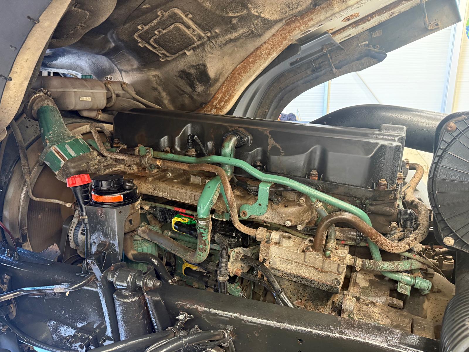 Volvo FM 450 Dropside Brick Grab Drawbar