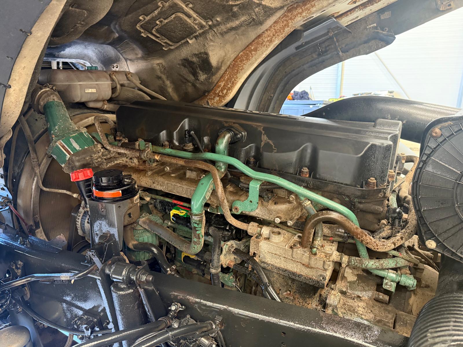 Volvo FM 450 Dropside Brick Grab Drawbar