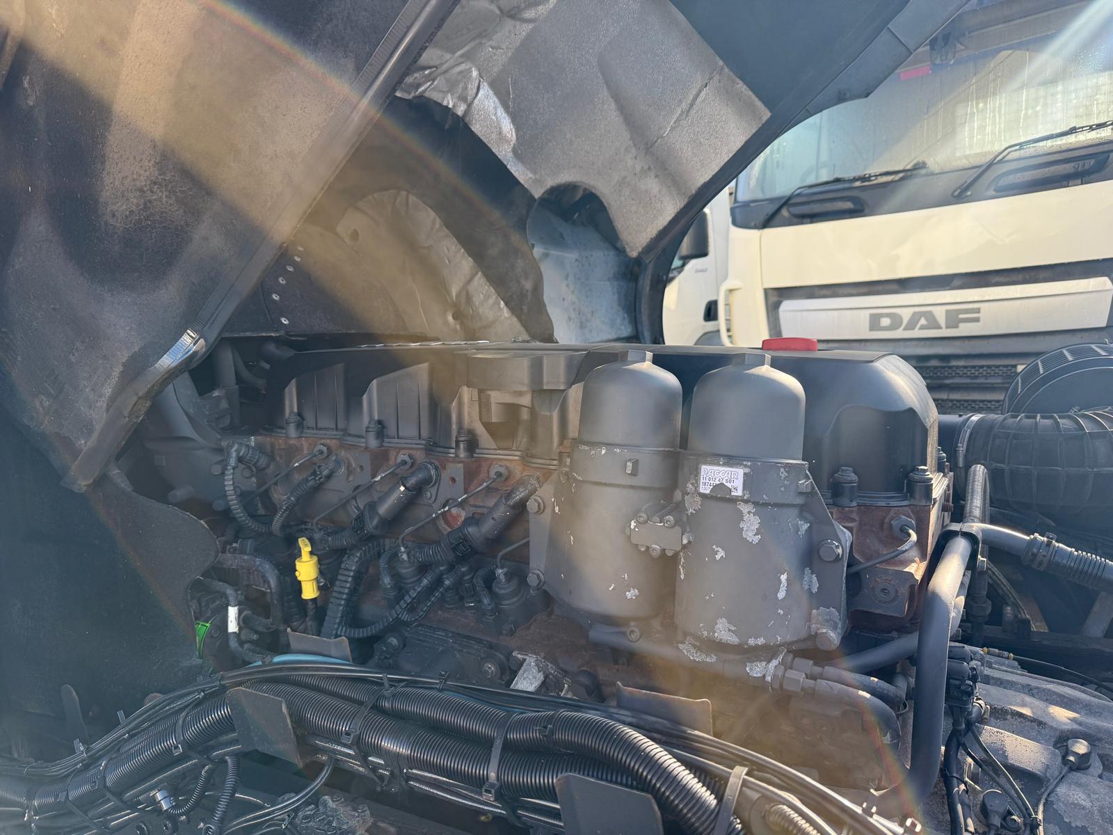 DAF XF105 460 6×2 Space Cab Tractor Unit