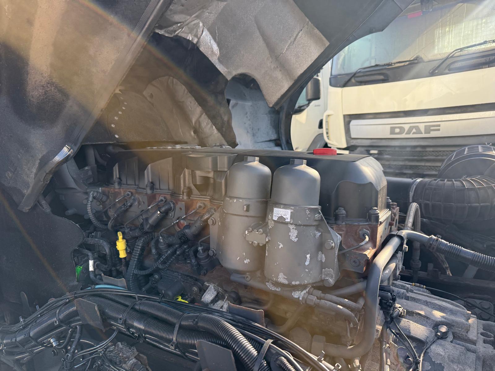 DAF XF105 460 6×2 Space Cab Tractor Unit