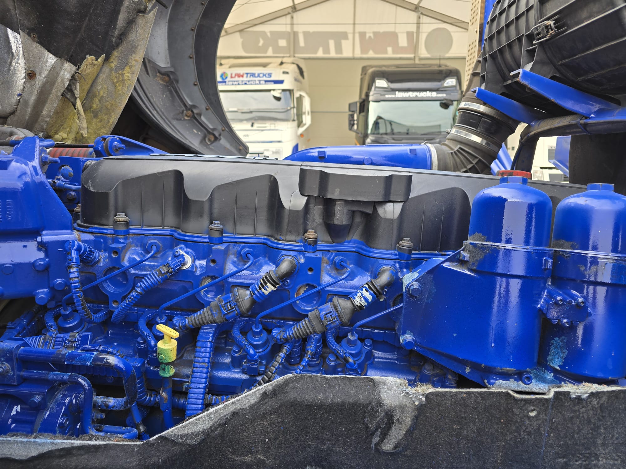 DAF CF85 360 8×4 Day Cab Hookloader
