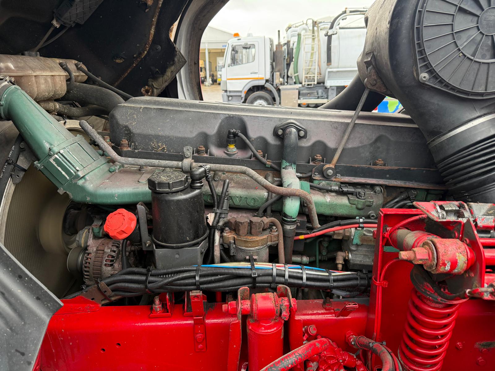 Volvo FM 300 6×2 20,000 Litre Fuel Tanker