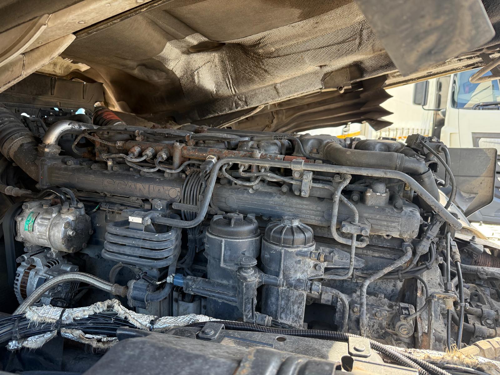 Scania R450 6×2 Rear Lift Highline Tractor Unit PTO