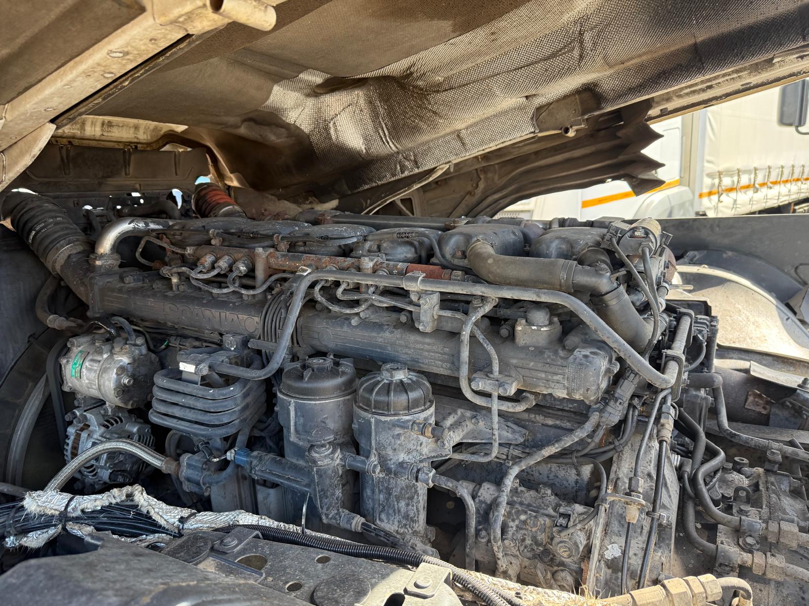 Scania R450 6×2 Rear Lift Highline Tractor Unit PTO