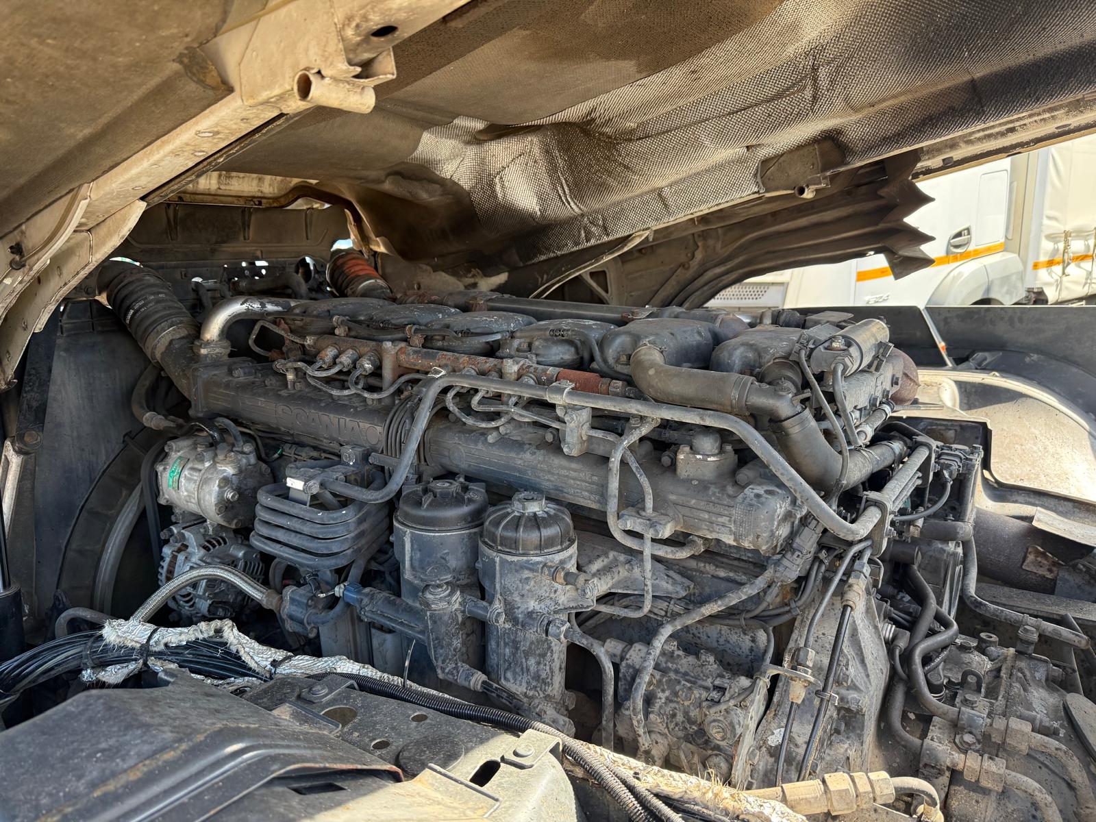 Scania R450 6×2 Rear Lift Highline Tractor Unit PTO