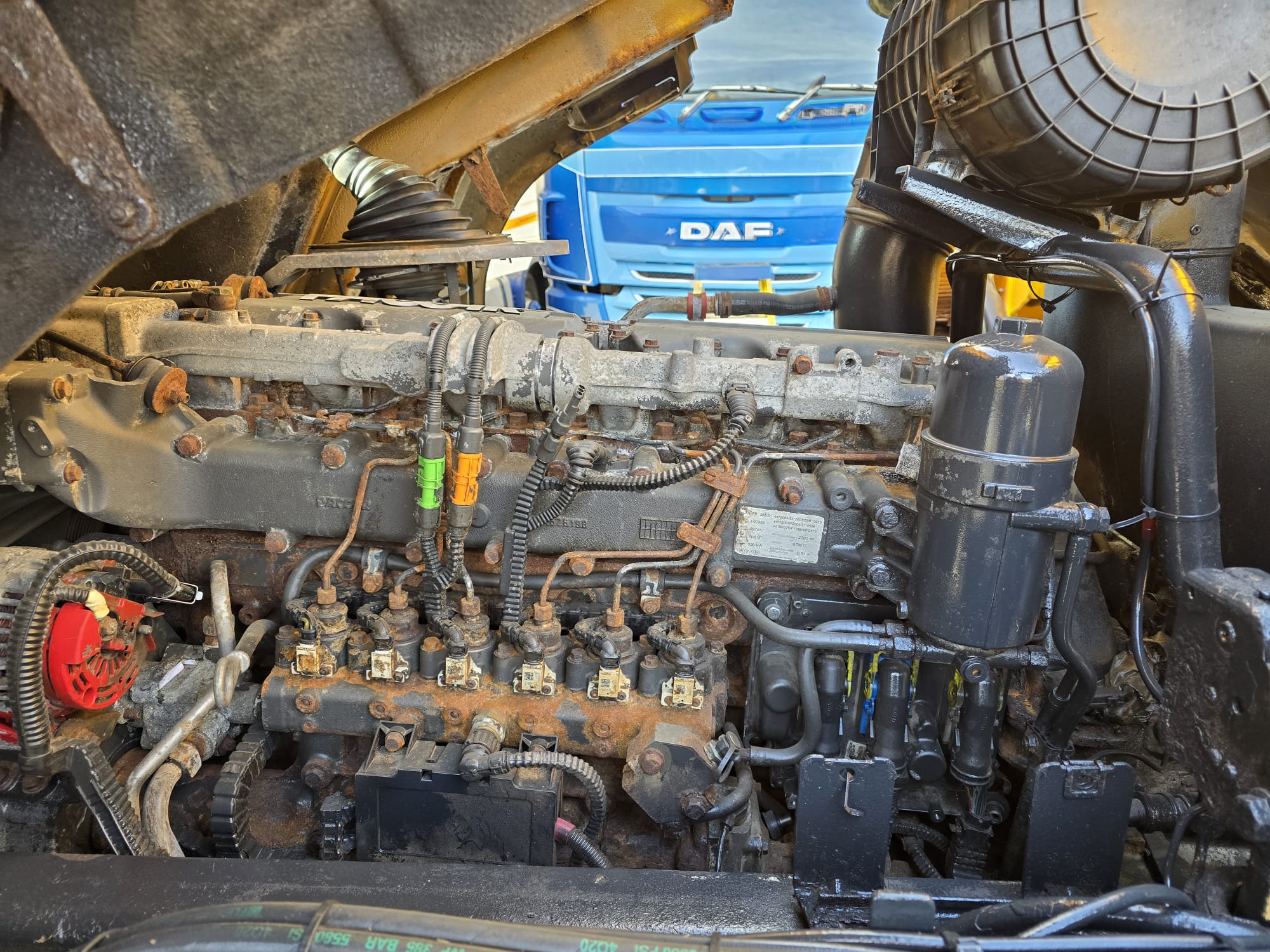 DAF CF75 310 6×4 Day Cab Gritter