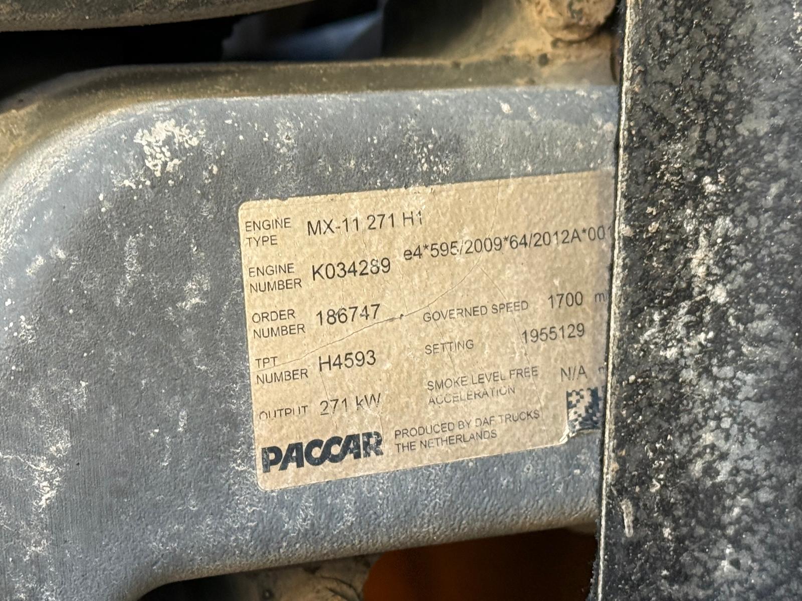 DAF CF 370 8×4 Day Cab Tipper Manual