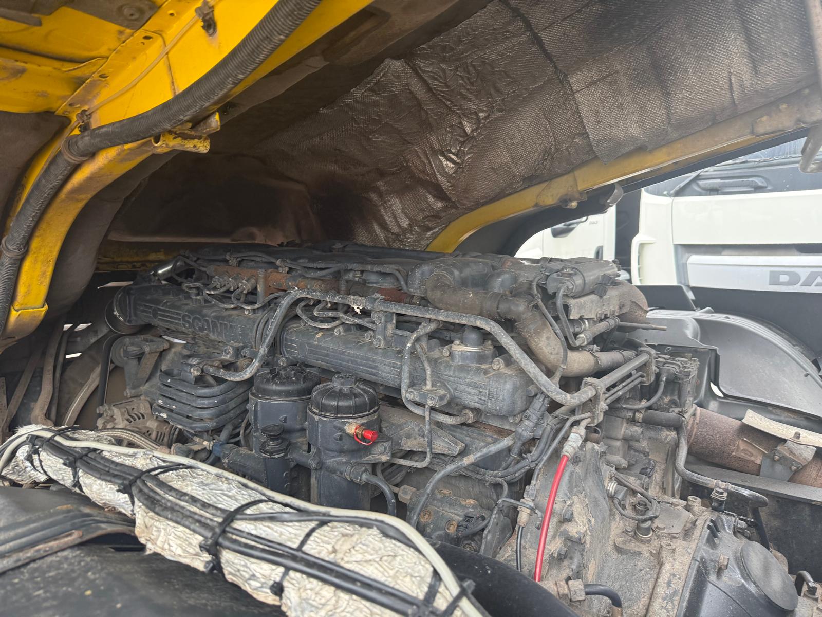 Scania P370 8×4 Sleeper Cab Tipper Manual