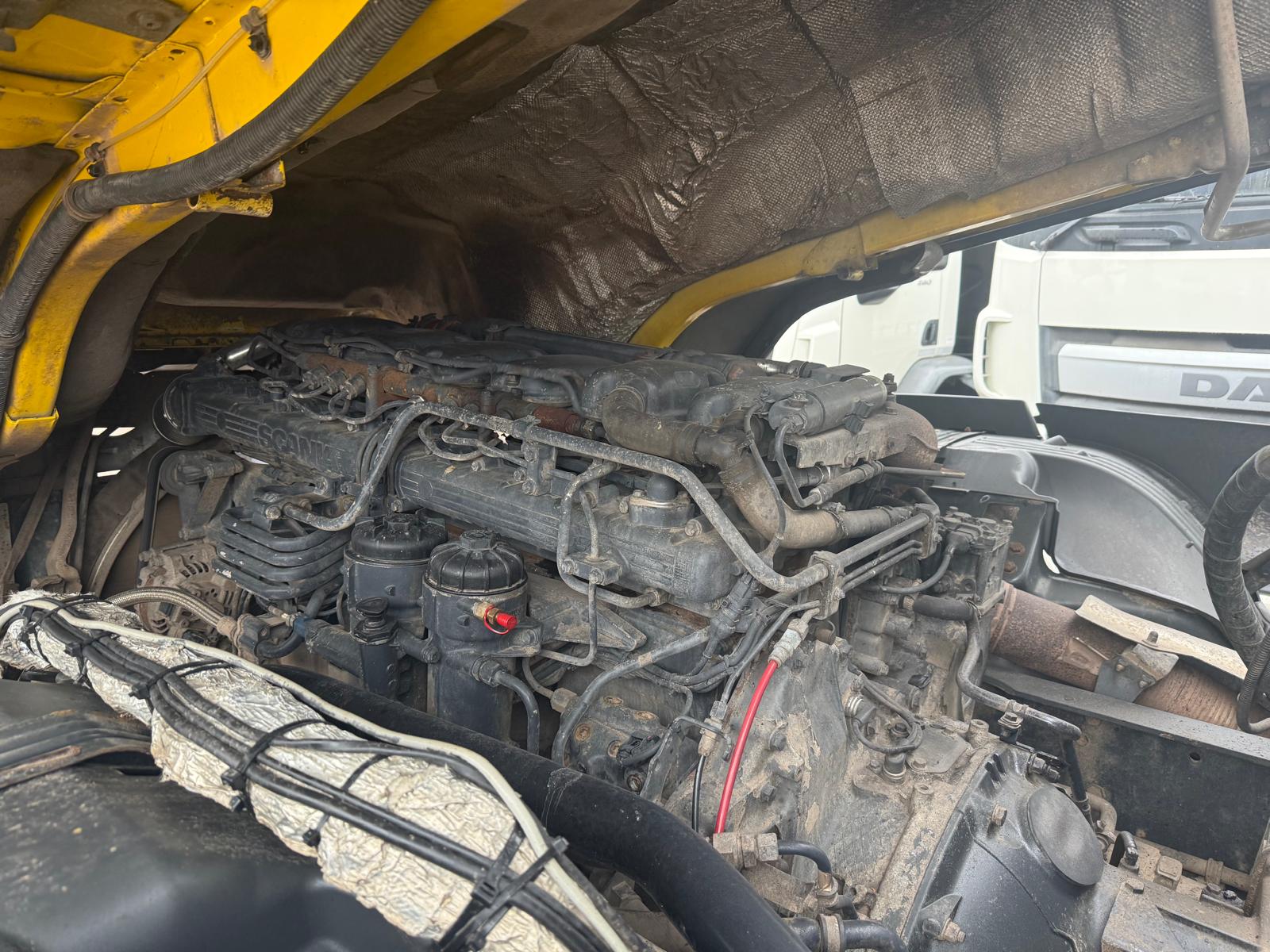 Scania P370 8×4 Sleeper Cab Tipper Manual