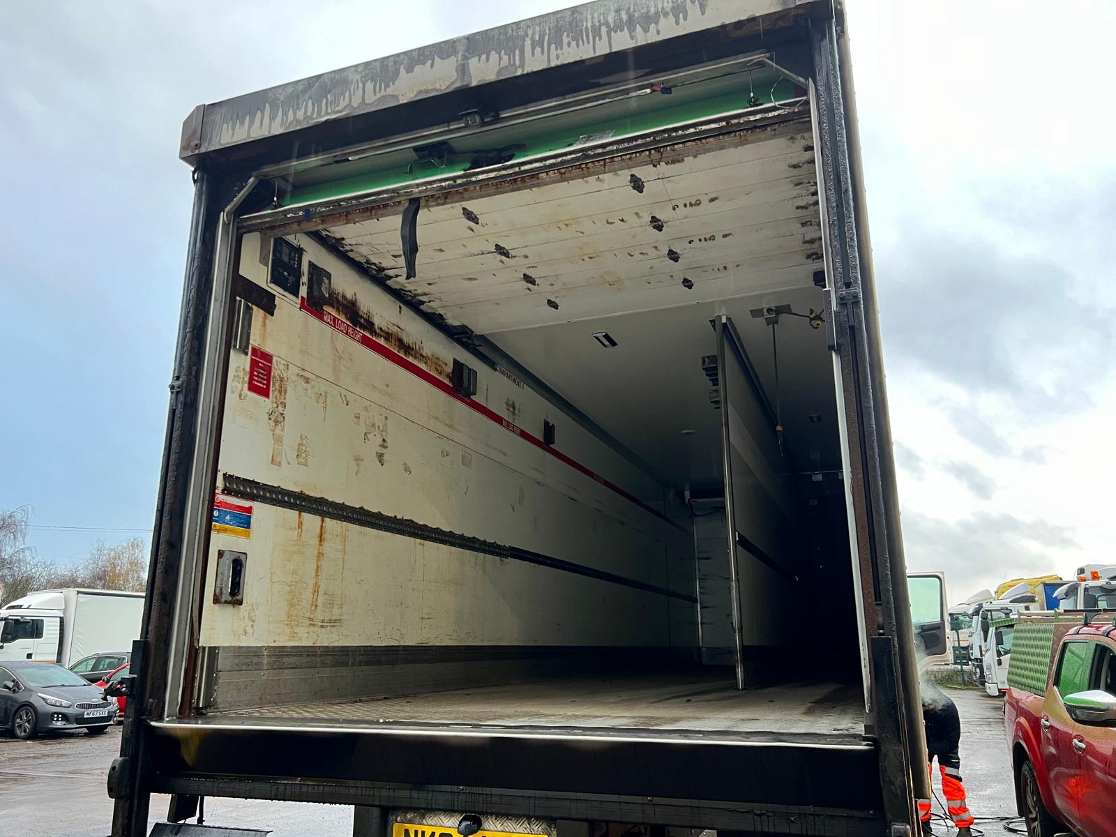 Scania P280 6×2 Rear Lift Day Cab Fridge Box