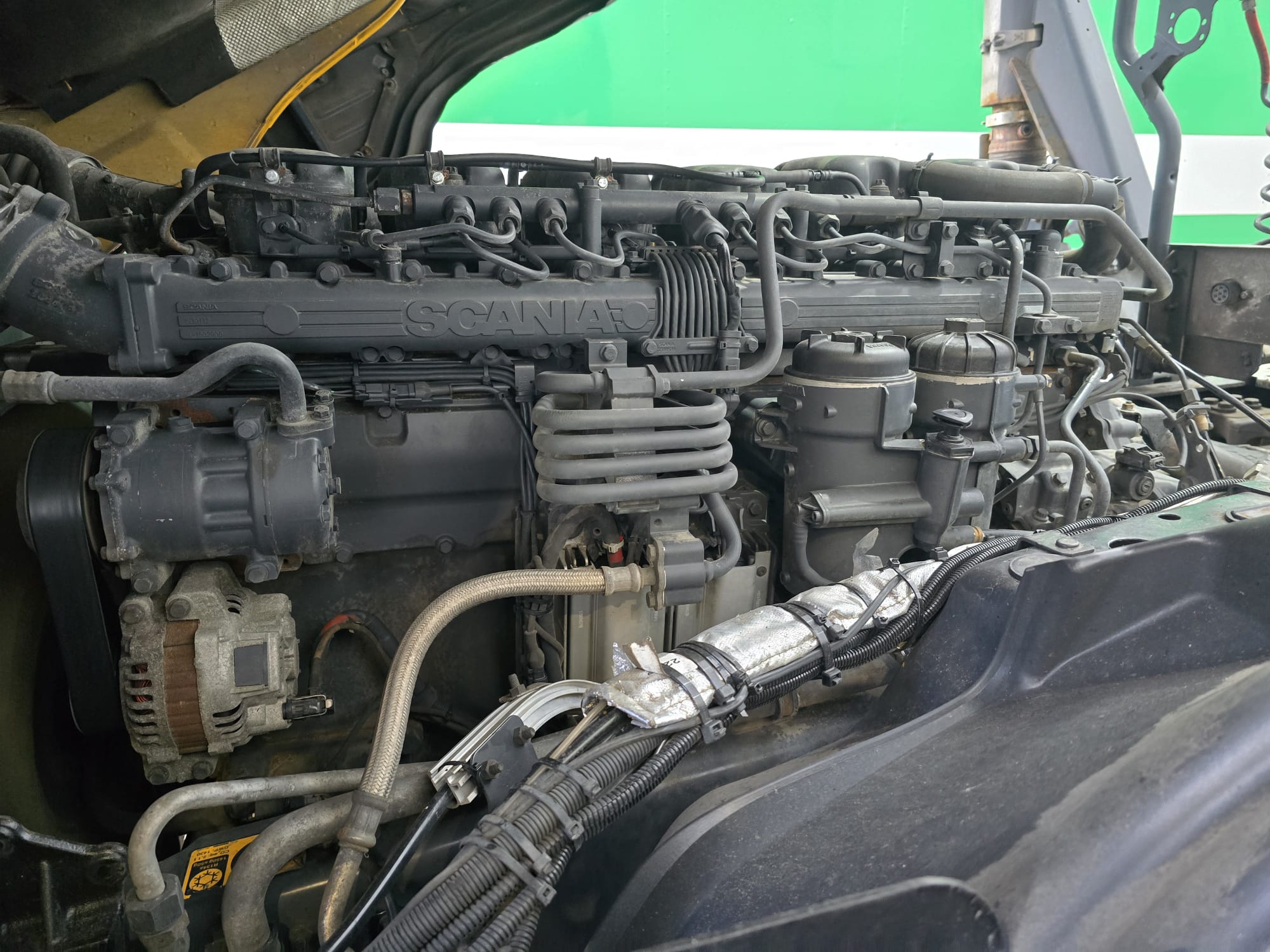 Scania R450 6×2 Rear Lift Tractor Unit PTO