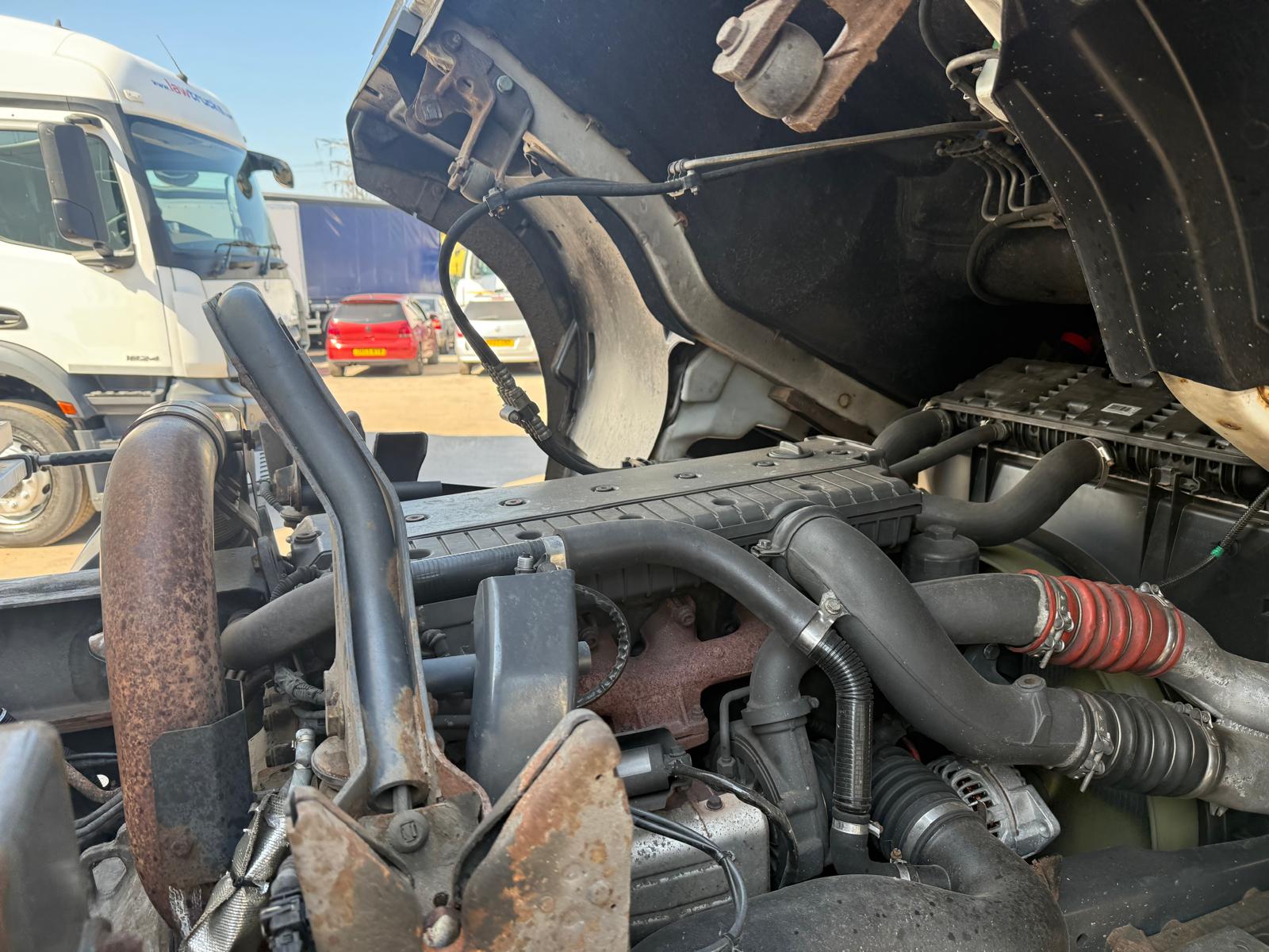Mercedes Axor 1824 Day Cab Box Van