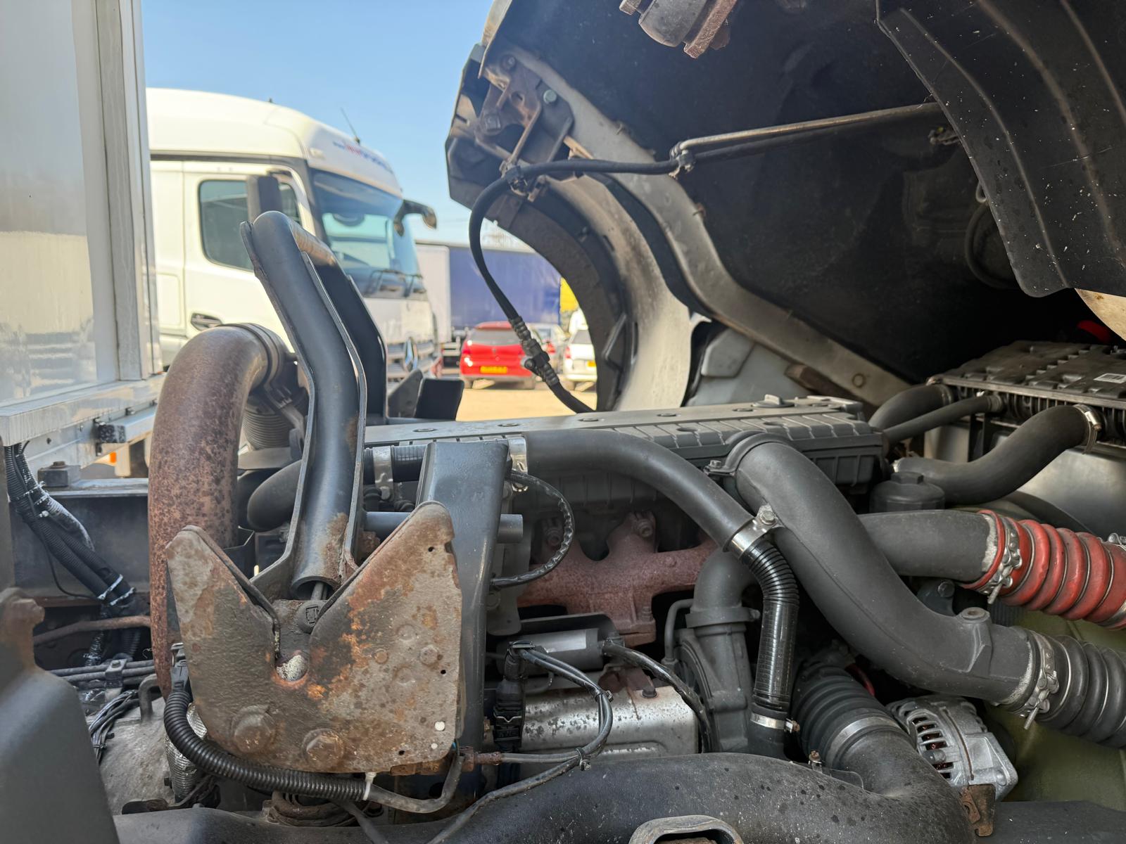 Mercedes Axor 1824 Day Cab Box Van